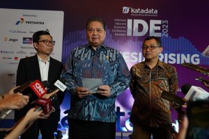 IDE Katadata 2023: Indonesia Perlu Lompatan Besar Menuju Negara Maju