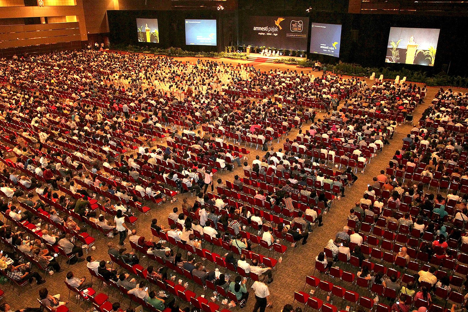 Acara sosialisasi tax amnesty pada 1 Agustus ini di JIExpo, Kemayoran, Jakarta, dihadiri oleh sekitar 10 ribu pengunjung. 