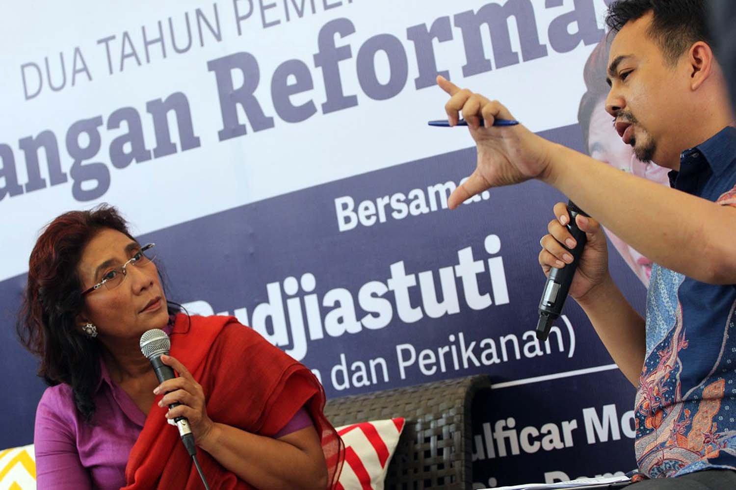 Susi mengapresiasi langkah Presiden Joko Widodo yang mengeluarkan Peraturan Presiden Nomor 44 Tahun 2016 tentang Perikanan Tangkap. Ia berharap pemerintah terus konsisten dalam kebijakan ini. 