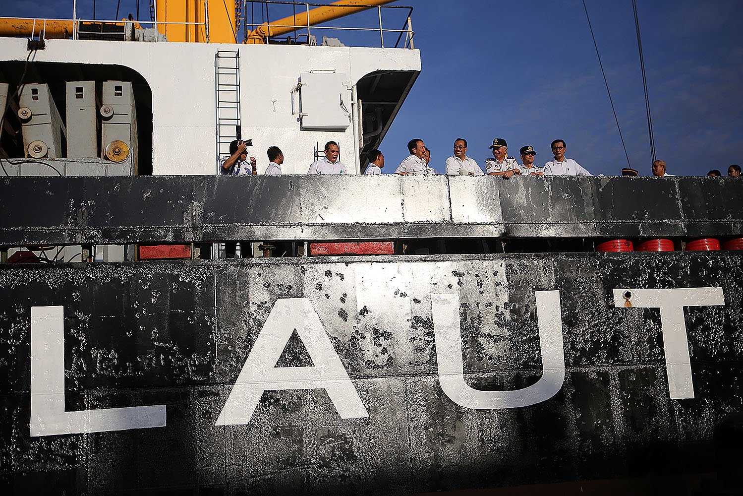 Kapal logistik ini merupakan bagian dari program tol laut yang dicanangkan Presiden Joko Widodo sejak masa awal pemerintahannya.