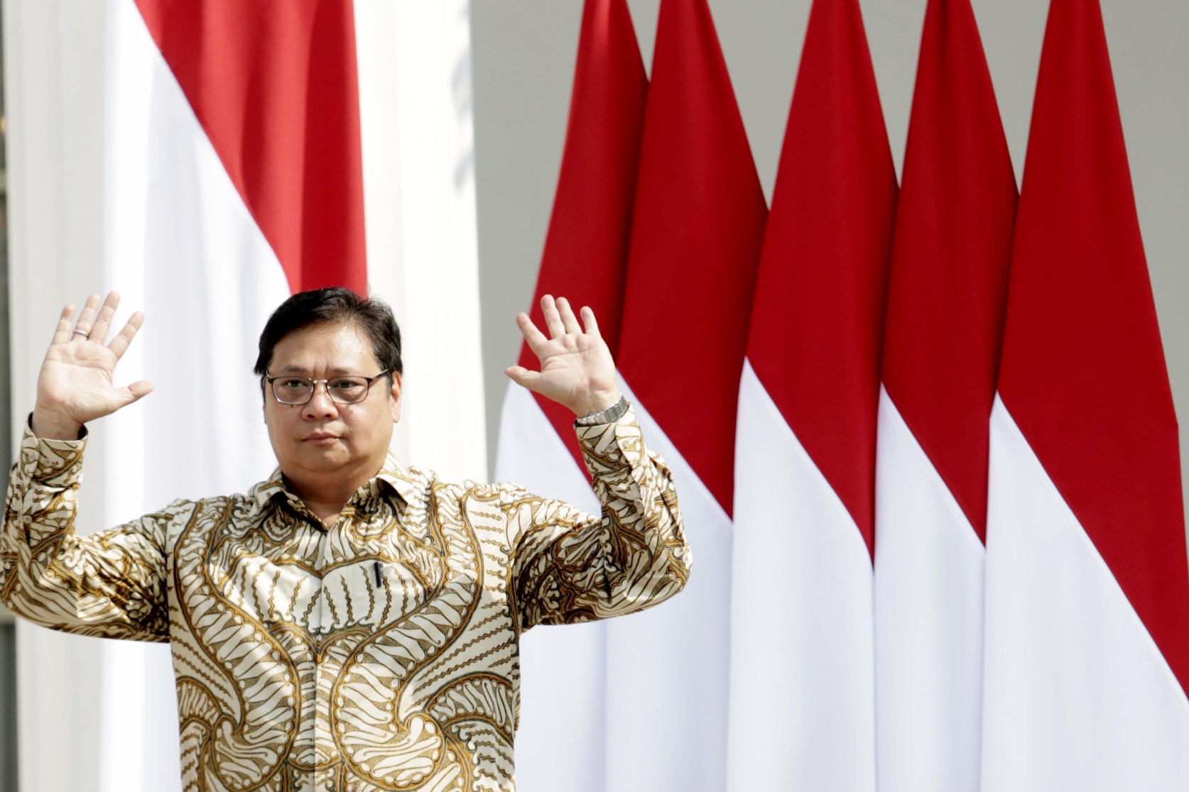 Menteri Koordinator Perekonomian Airlangga Hartarto. Hari ini Presiden Joko Widodo mengumumkan para menteri dan pejabat setingkat menteri periode 2019 - 2024.