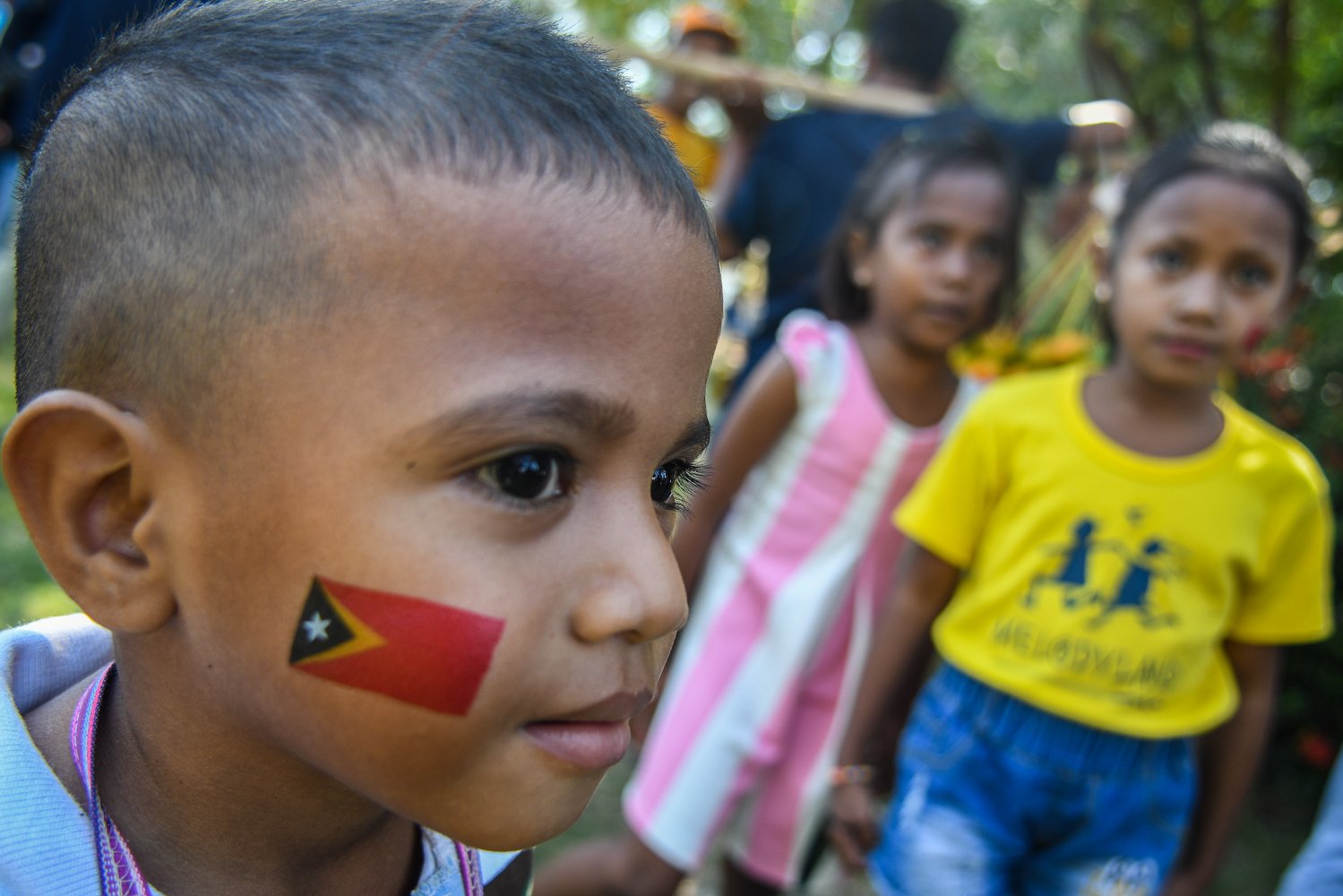 Anak-anak menghadiri peringatan HUT ke-20 restorasi kemerdekaan Timor Leste di Istana Kepresidenan Timor Leste, Dili, Jumat (20/5/2022). 