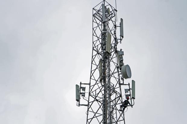 PENAMBAHAN KAPASITAS FREKUENSI BTS XL AXIATA