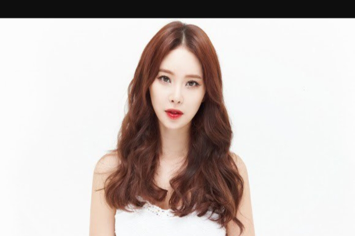 Baek Ji Young