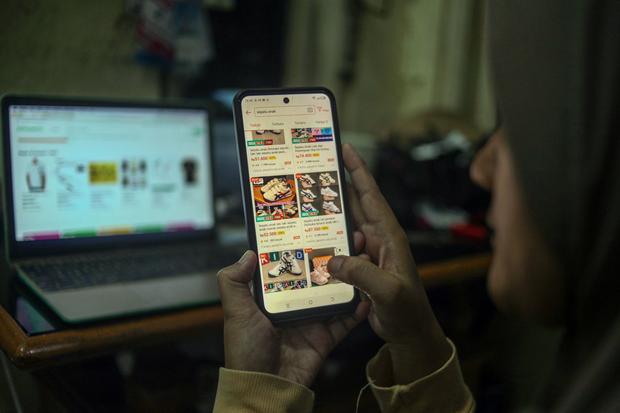 Tren positif belanja online tahun 2024