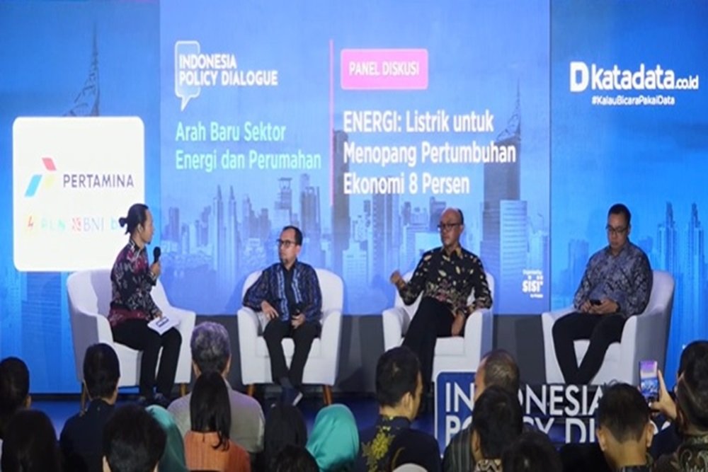 PLN Targetkan 35% Listrik dari Energi Terbarukan Pada 2034