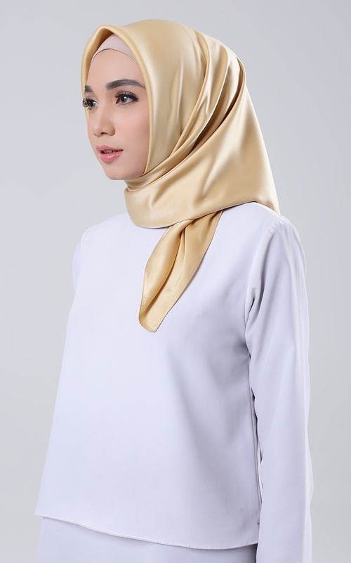 Rekomendasi Jenis Bahan Hijab Segi Empat
