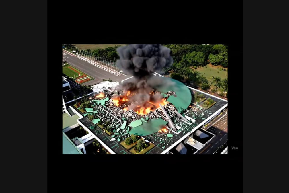 Video AI: Gedung DPR dihantam rudal