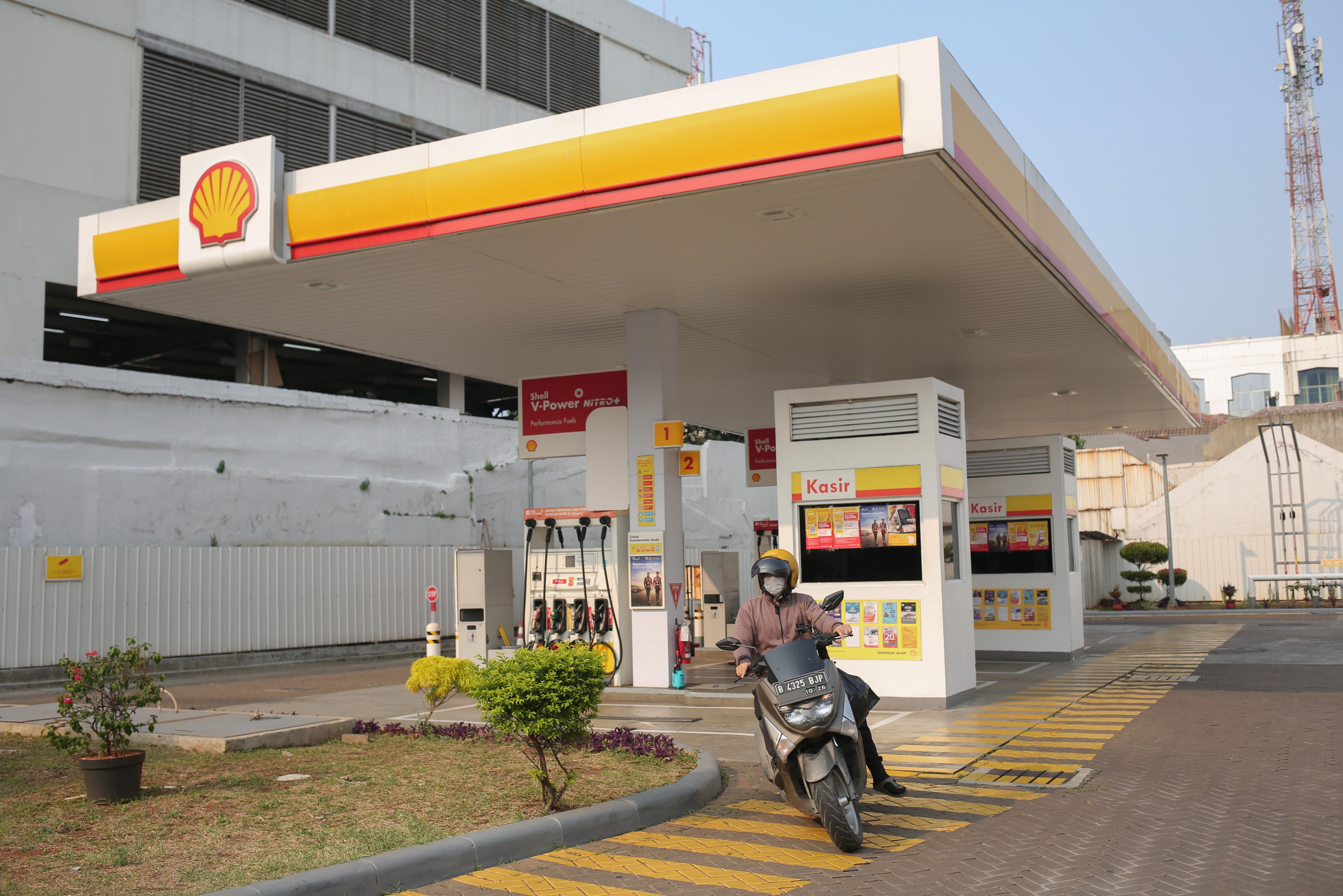 Stok BBM di SPBU Shell Masih Kosong (Foto: Katadata/Fauza Syahputra)