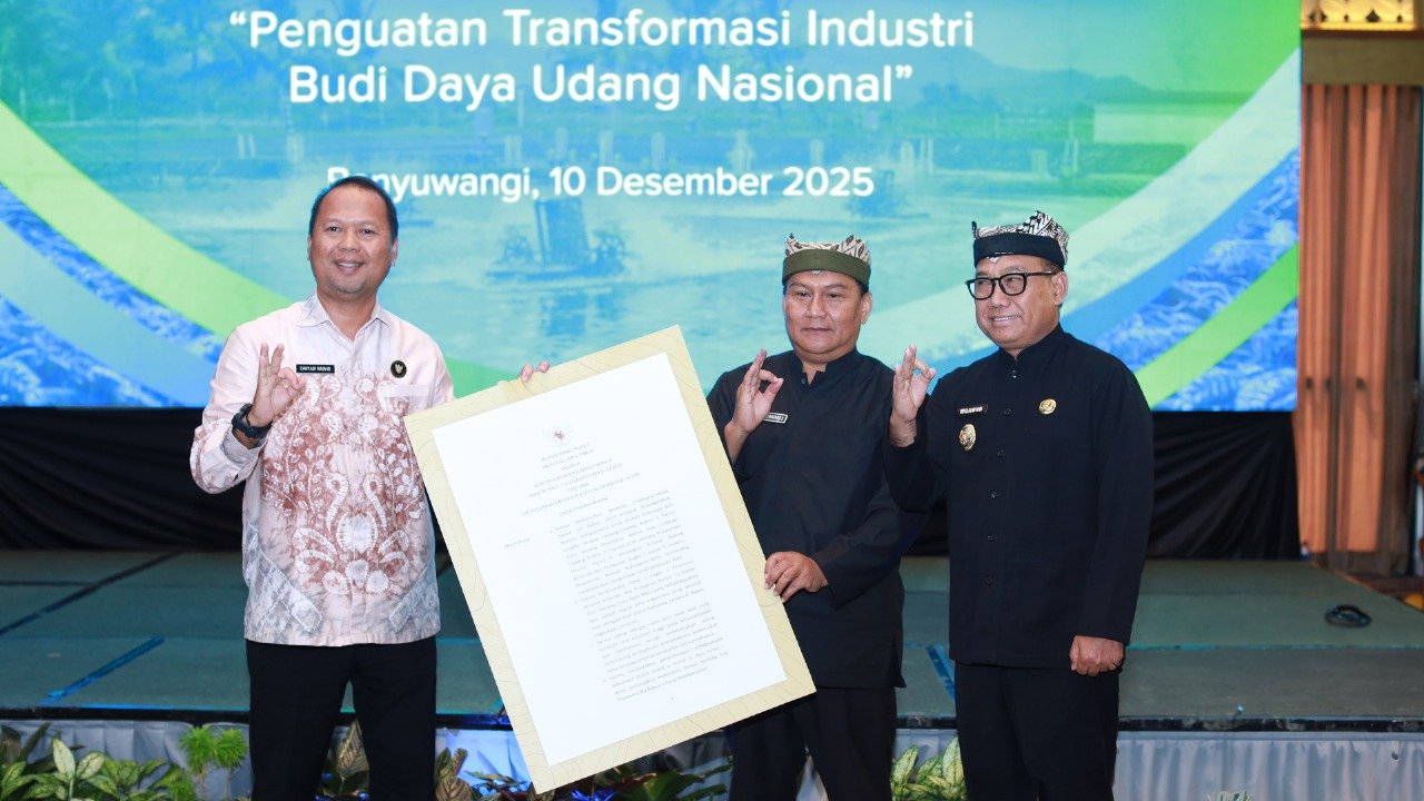 Pengukuhan Tim Pelaksana Budi Daya Udang Berkelanjutan Kabupaten Banyuwangi.