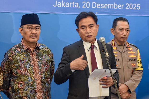 Konferensi pers usai rakor tingkat Menteri dan Kepala Lembaga