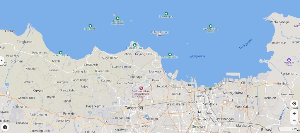 Muara Sungai Cisadane di Laut Jawa
