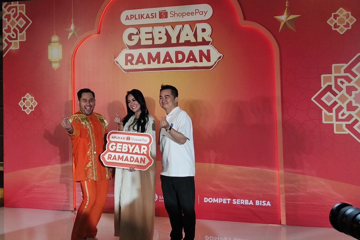 King Nasar, President Director ShopeePay Indonesia Eka Nilam Dari, CoFounder & CEO REQ Andre Pauline