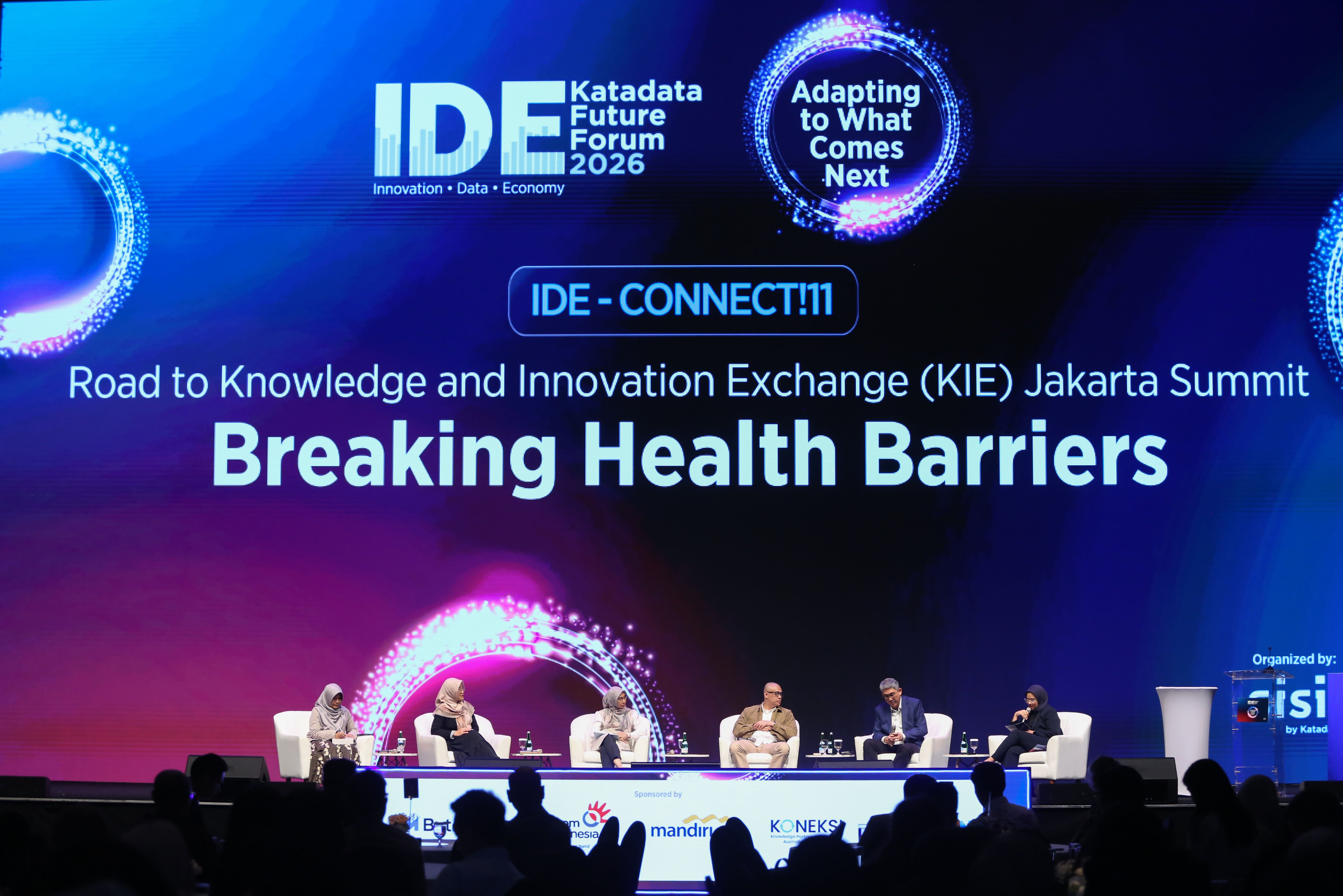 Suasana sesi diskusi \