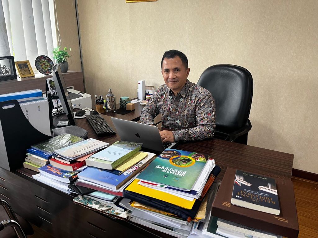 Deputi Bidang Pangan, Sumber Daya Alam, dan Lingkungan Hidup Kementerian PPN/Bappenas, Leonardo A.A. Teguh Sambodo