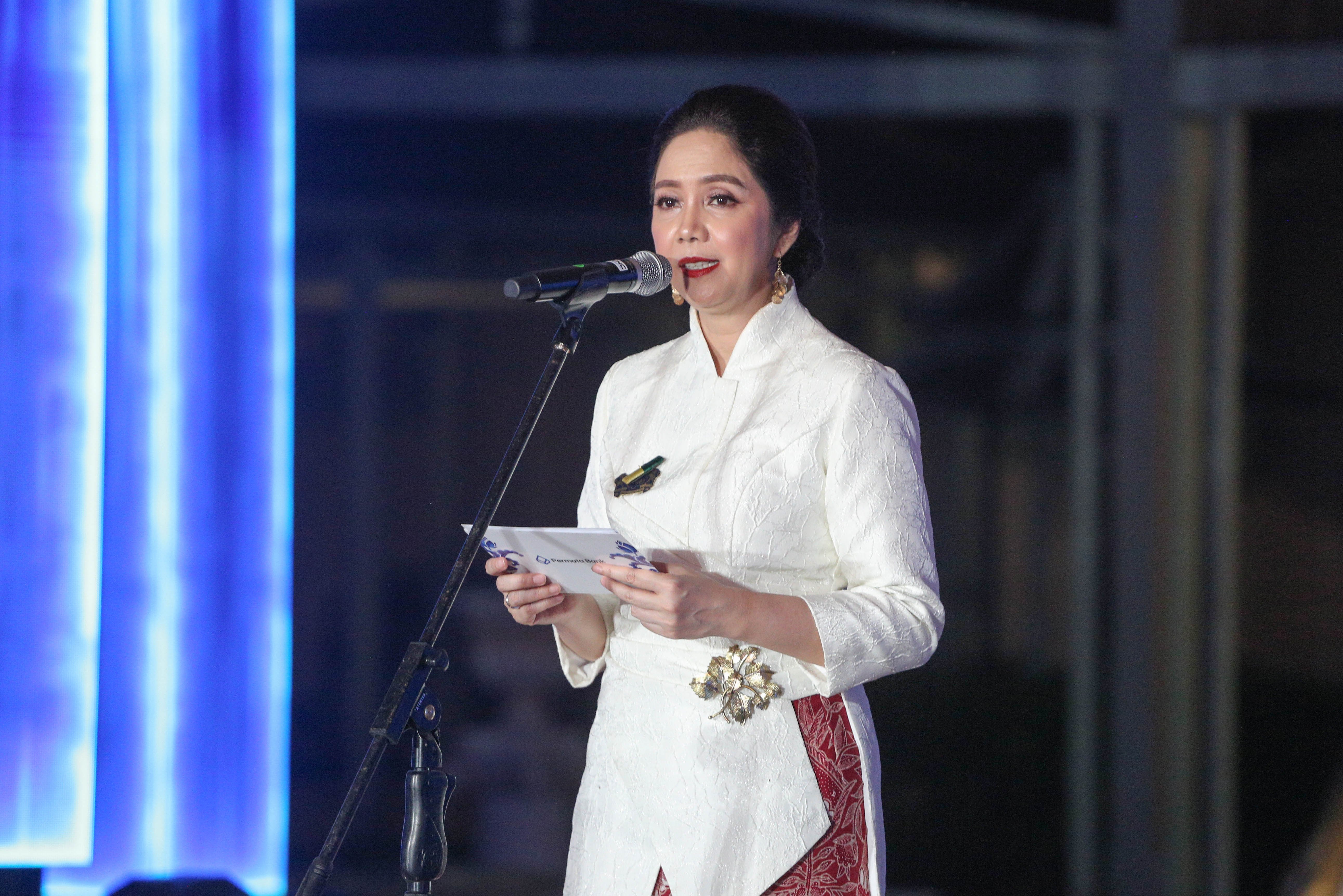Direktur Utama Permata Bank Meliza M Rusli menyampaikan sambutan pada Royal Heritage Dinner di Pendapa Ageng Pura Mangkunegaran, Solo, Jawa Tengah, Sabtu (2/5/2026). Acara tersebut digelar dalam rangka memperingati adeging atau hari jadinya Pura Mangkunegaran yang ke-269.