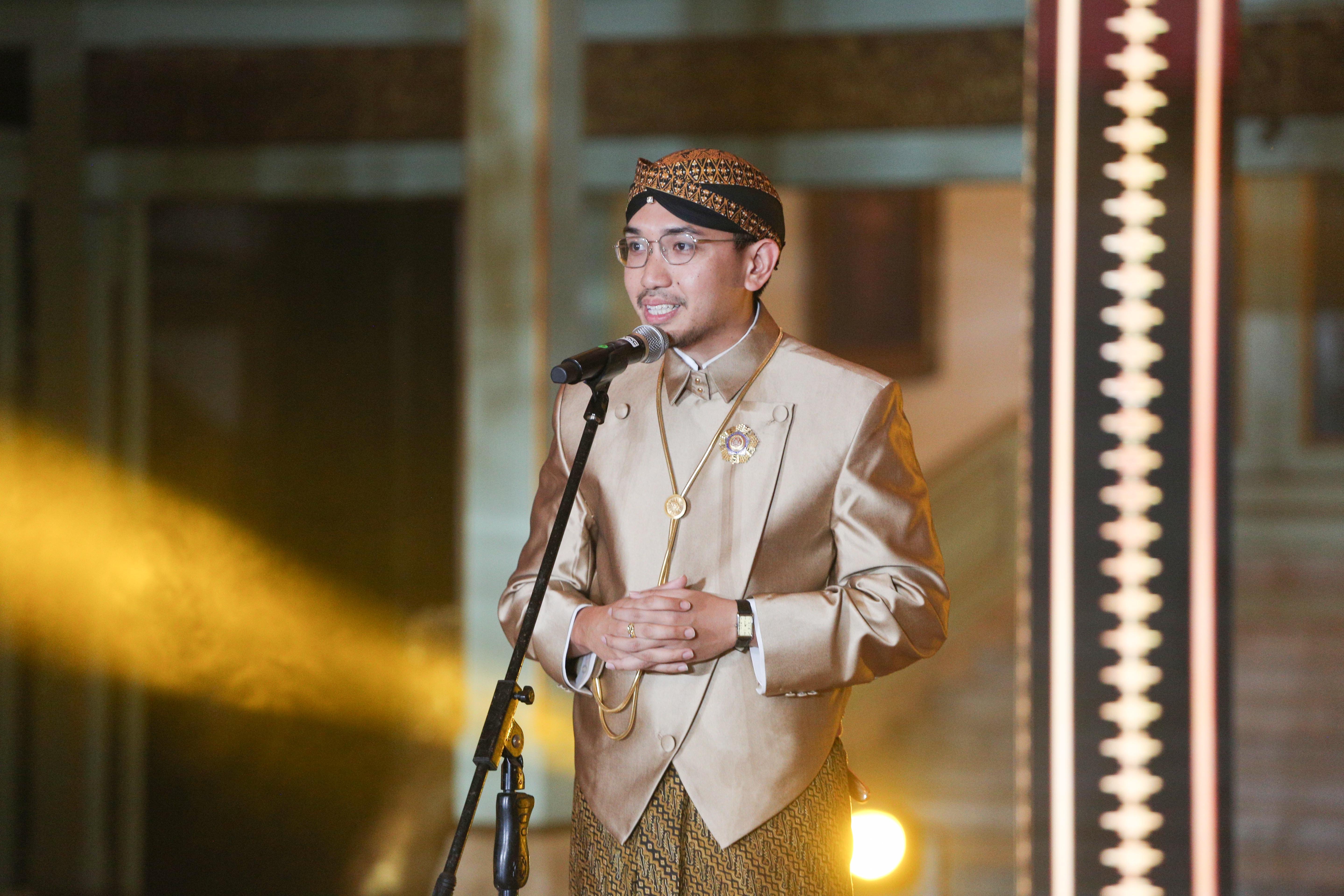 Kanjeng Gusti Pangeran Adipati Arya (KGPAA) Mangkunegara X menyampaikan sambutan pada Royal Heritage Dinner di Pendapa Ageng Pura Mangkunegaran, Solo, Jawa Tengah, Sabtu (2/5/2026). Acara tersebut digelar dalam rangka memperingati adeging atau hari jadinya Pura Mangkunegaran yang ke-269.