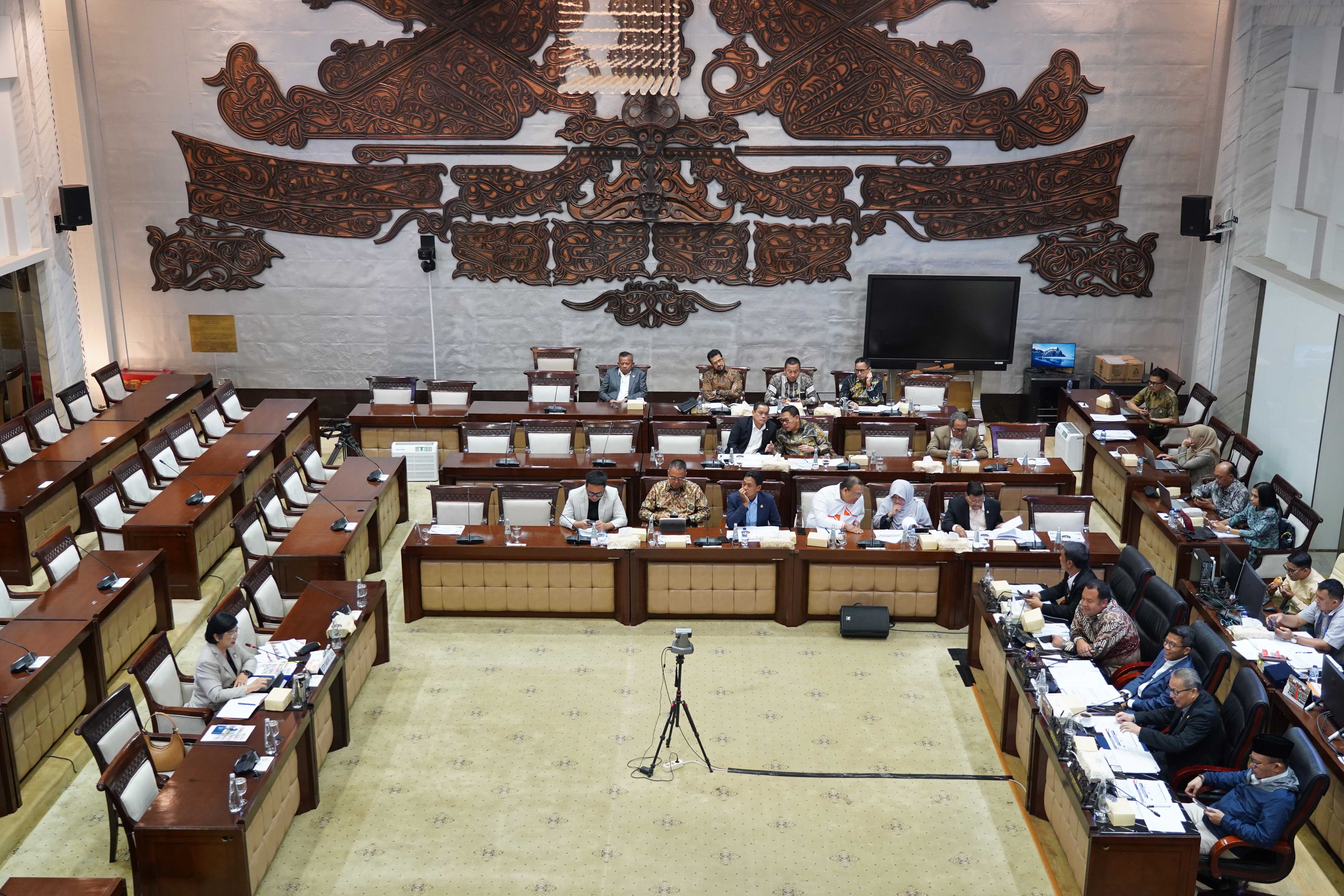 Susana uji kelayakan dan kepatutan terhadap calon Gubernur Bank Indonesia (BI) Destry Damayanti di ruang Komisi XI DPR, Kompleks Parlemen, Senayan, Jakarta, Rabu (26/8/2026). Komisi XI DPR menggelar uji kelayakan dan kepatutan terhadap Destry Damayanti yang diusulkan oleh Presiden Prabowo Subianto untuk menjadi calon Gubernur BI menggantikan Perry Warjiyo yang mengundurkan diri dari jabatannya.