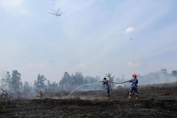 TNI AU bantu operasi pemadaman Karhutla di Banjar Baru