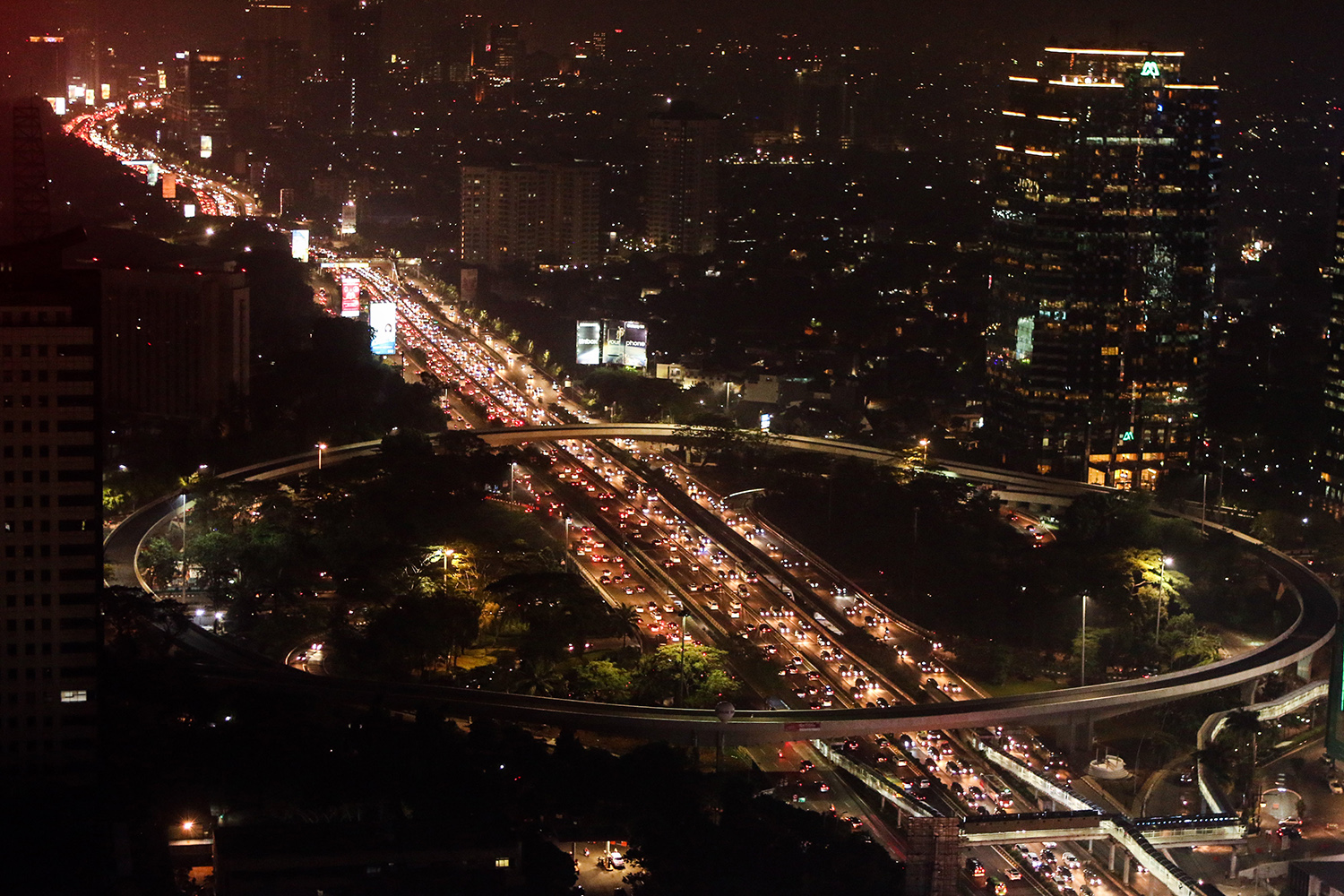 Hajatan Tahunan, Kemacetan di Jalur Mudik  Katadata News