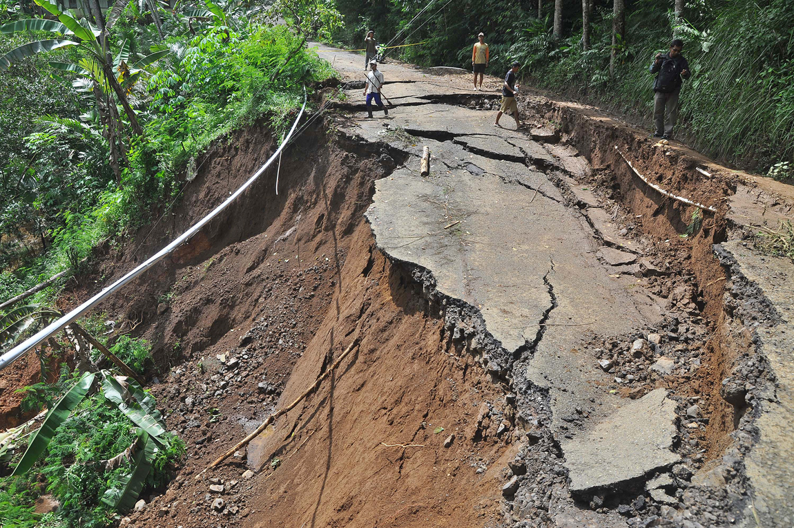 Hantaman Cuaca Ekstrem, dari Banjir hingga Longsor  Foto Katadata.co.id
