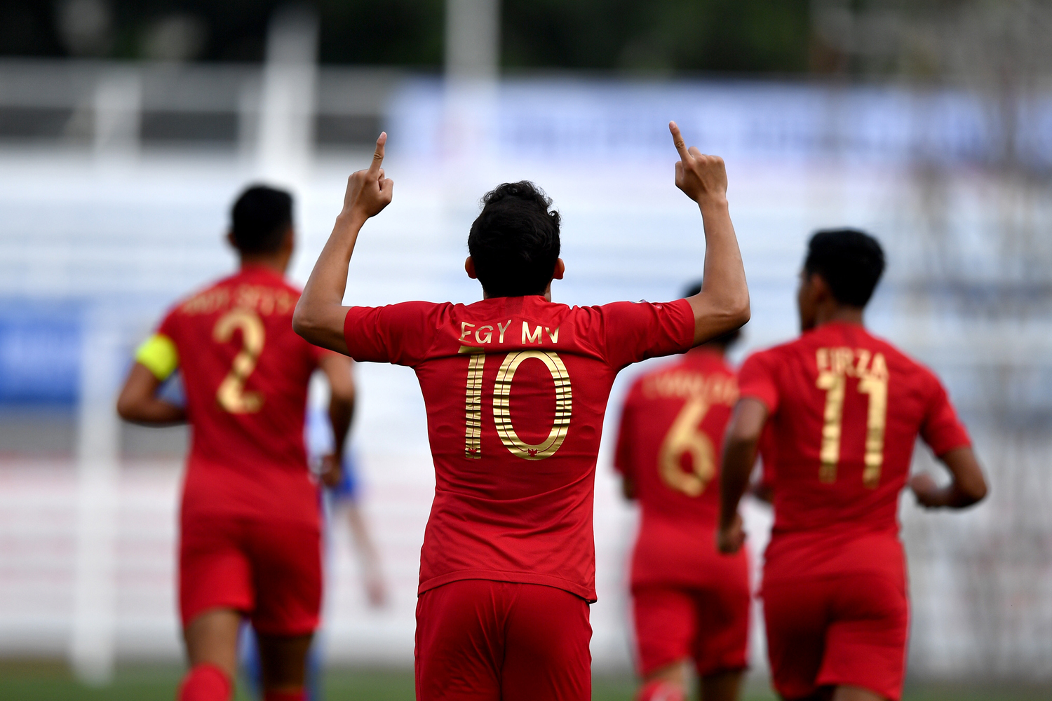 Pemain Timnas U-22 Indonesia Egy Maulana Vikri (tengah) melakukan selebrasi usai mencetak gol ke gawang Timnas U-22 Thailand dalam penyisihan Grup B SEA Games 2019 di Stadion Rizal Memorial, Manila, Filipina, Selasa (26/11/2019). Foto Pilihan Pekan Keempat November 2019