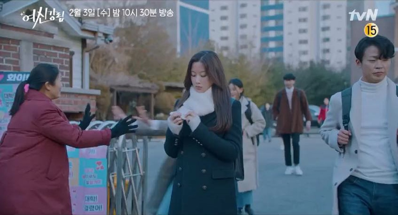 Cuplikan adegan drama Korea romantis terbaik, True Beauty.