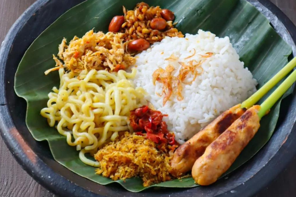 5 Makanan Khas Bali Yang Wajib Dicoba Ada Sate Lilit Dan Nasi Jinggo