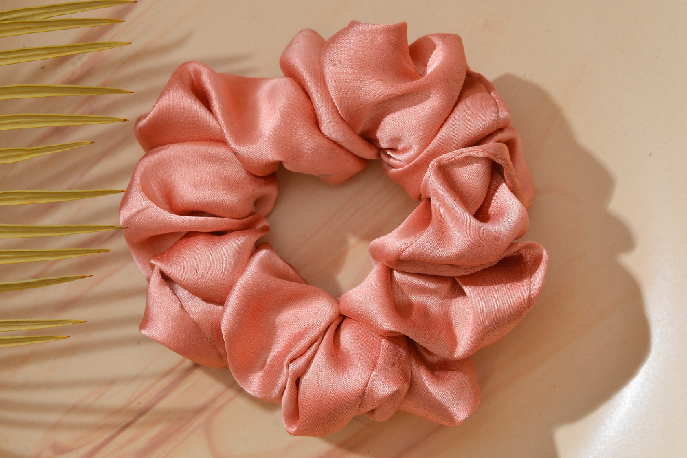 CARA MERAWAT RAMBUT KERING DAN MENGEMBANG