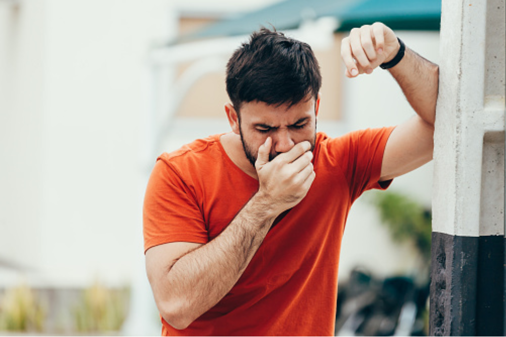 APAKAH MUNTAH MEMBATALKAN PUASA