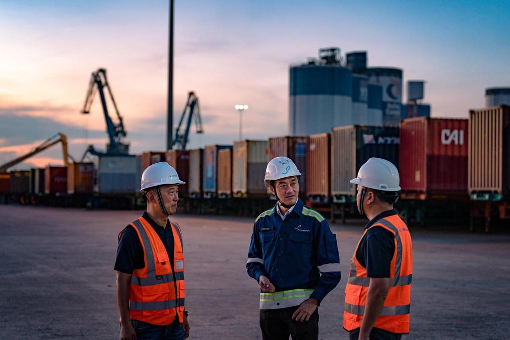 Indonesia Sukses Melakukan Ekspor Perdana Ayam Hidup ke Singapura