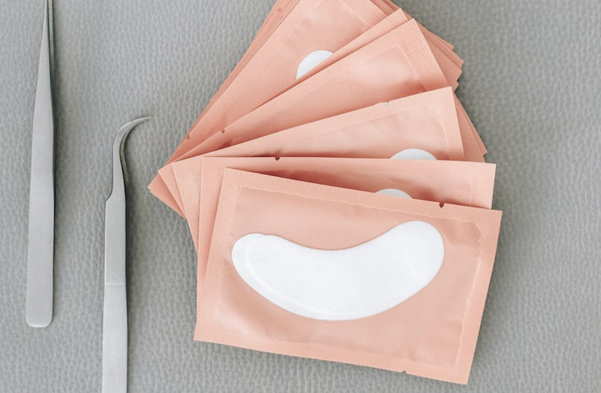 Cara Melepaskan Bulu Mata Tanam