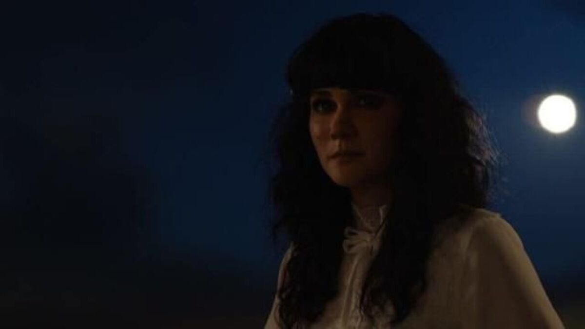 Poster Film Suzzanna Malam Jumat Kliwon