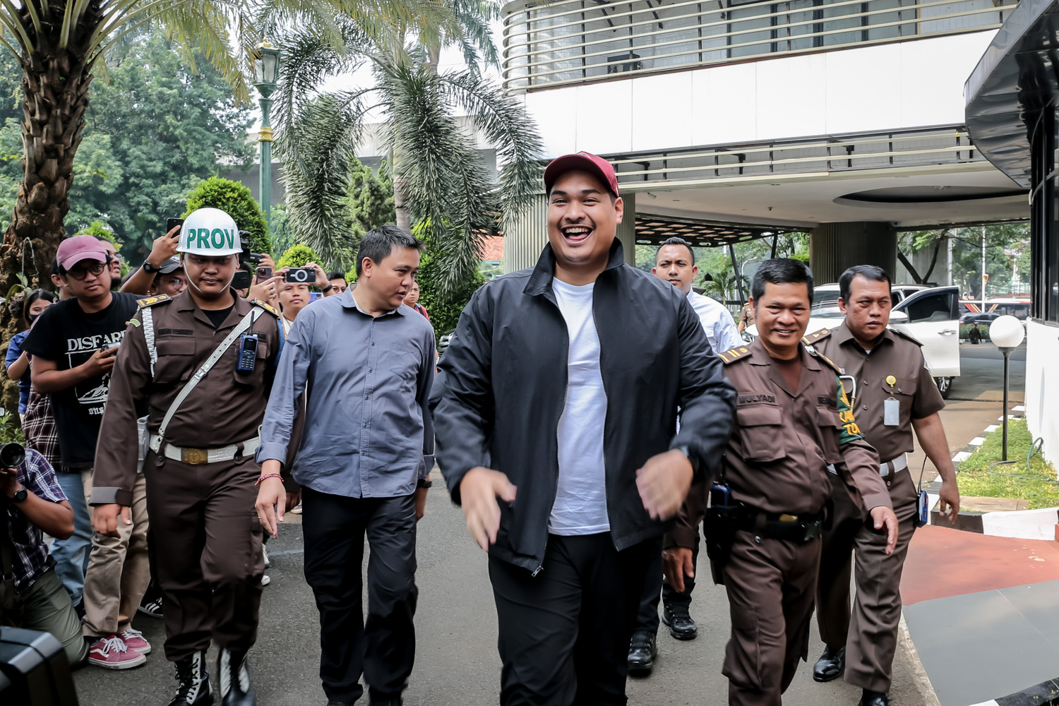 Menpora Dito Ariotedjo tiba di Gedung Bundar Kejaksaan Agung