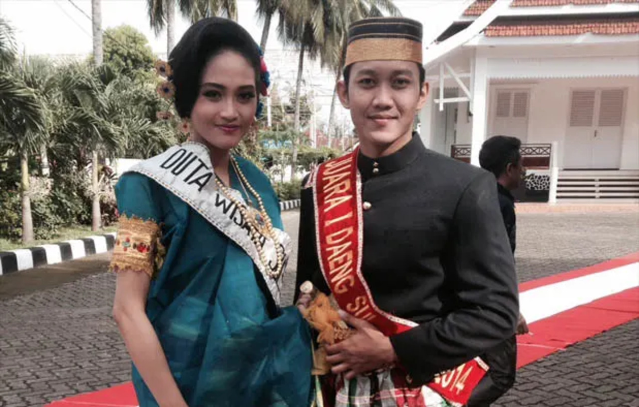 Pakaian Adat Sulawesi Selatan