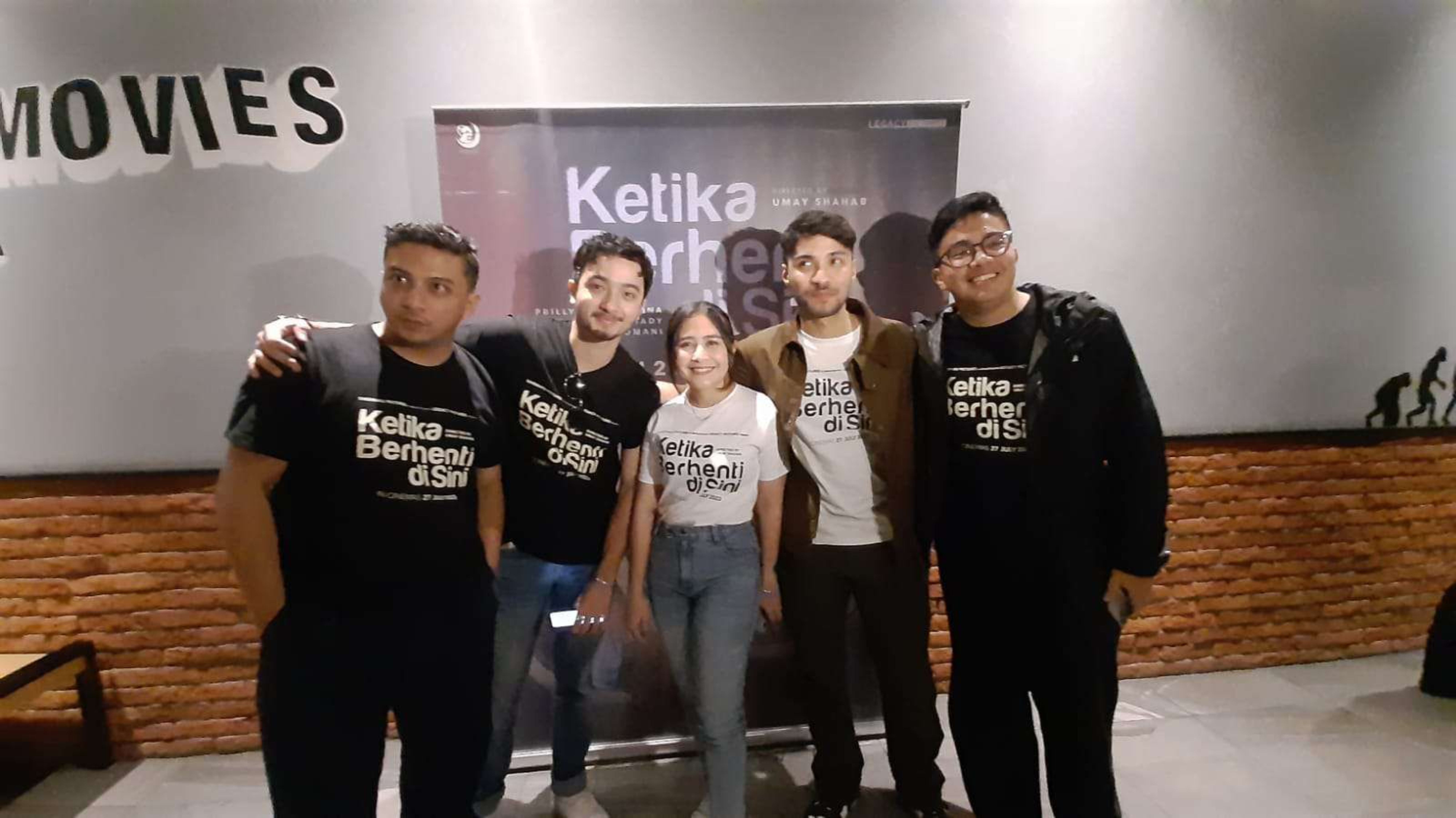 Daftar Pemain Ketika Berhenti di Sini