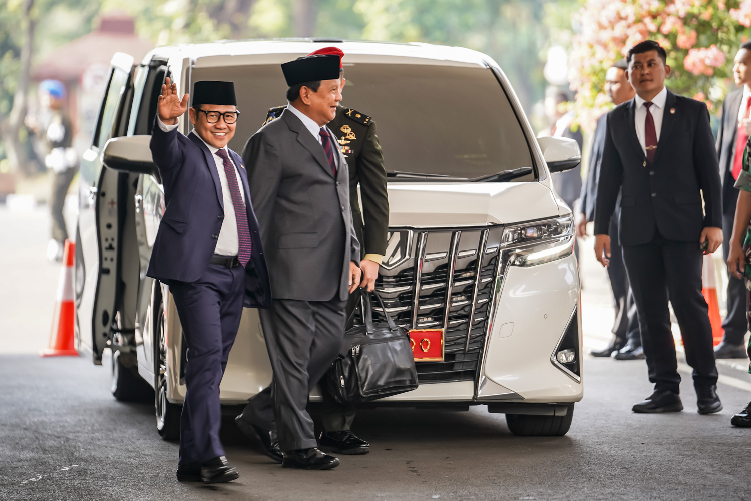 Muhaimin Iskandar dengan Prabowo Subianto Tiba di Gedung DPR