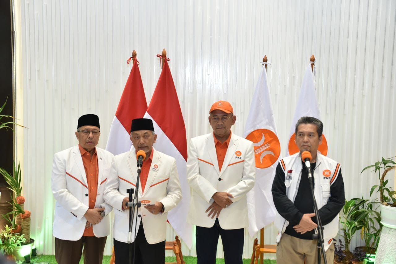 Presiden PKS Ahmad Syaikhu saat berpidato di Jakarta, Sabtu (2/9). Foto: PKS.