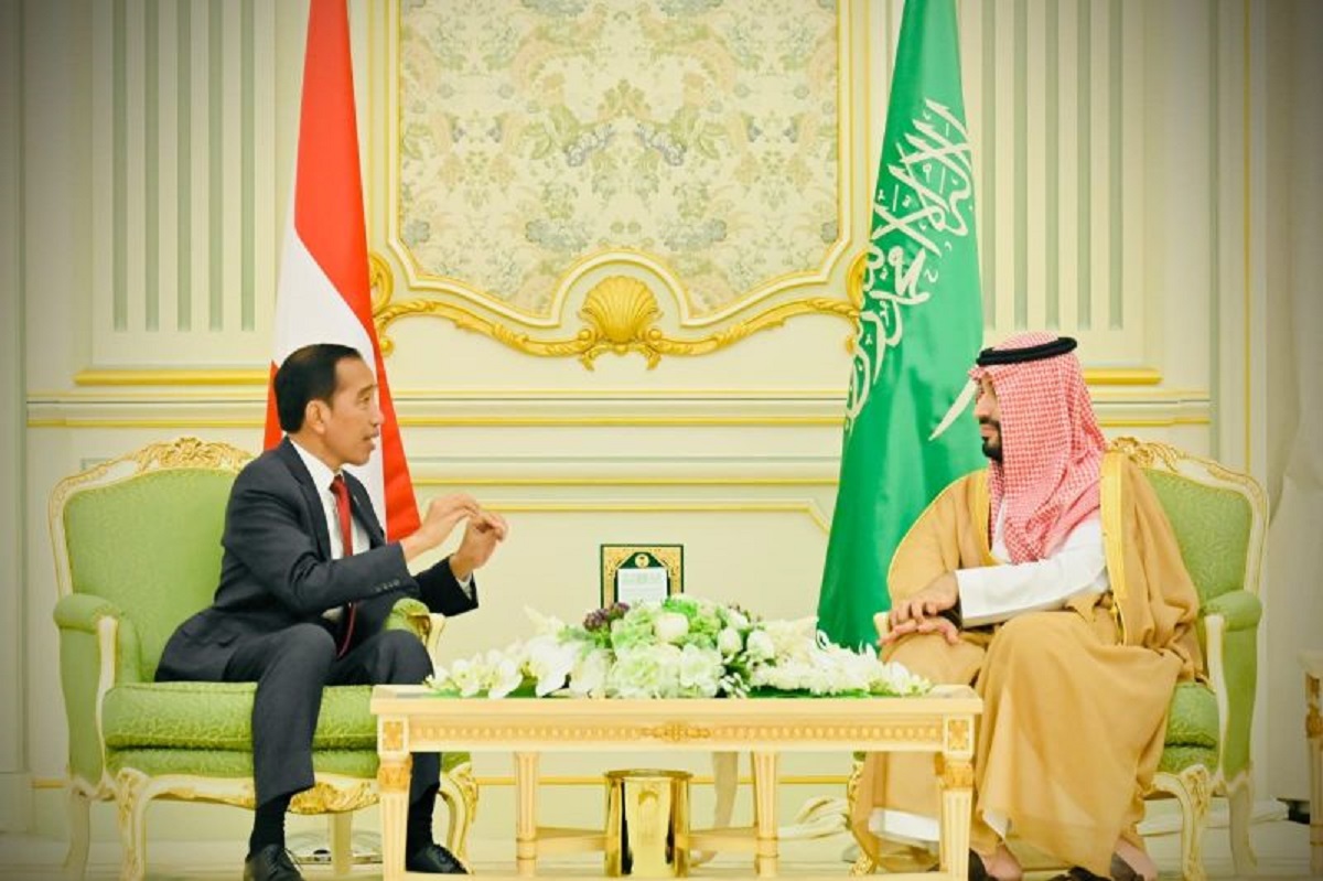 Presiden Joko Widodo dan Pangeran Mohammed bin Salman di Riyadh, Arab Saudi, Kamis (19/10). Foto: Antara.