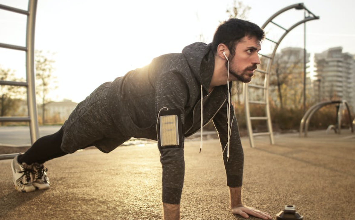 Olahraga Ringan di Rumah