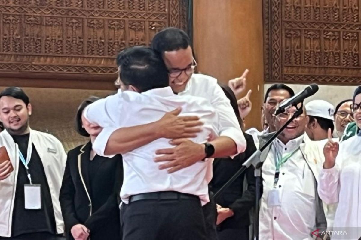 Anies dan Muhaimin usai debat cawapres di JCC Senayan, Minggu (21/1)
