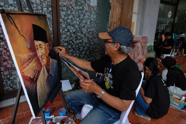 Kompetisi melukis tokoh sejarah Solo