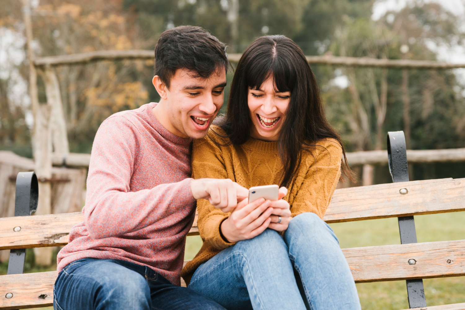 400 Nama Kontak Pacar yang Gak Alay untuk Tunjukkan Rasa Sayang Varia