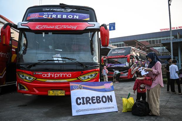 Pemberangkatan mudik gratis di Terminal Pondok Cabe