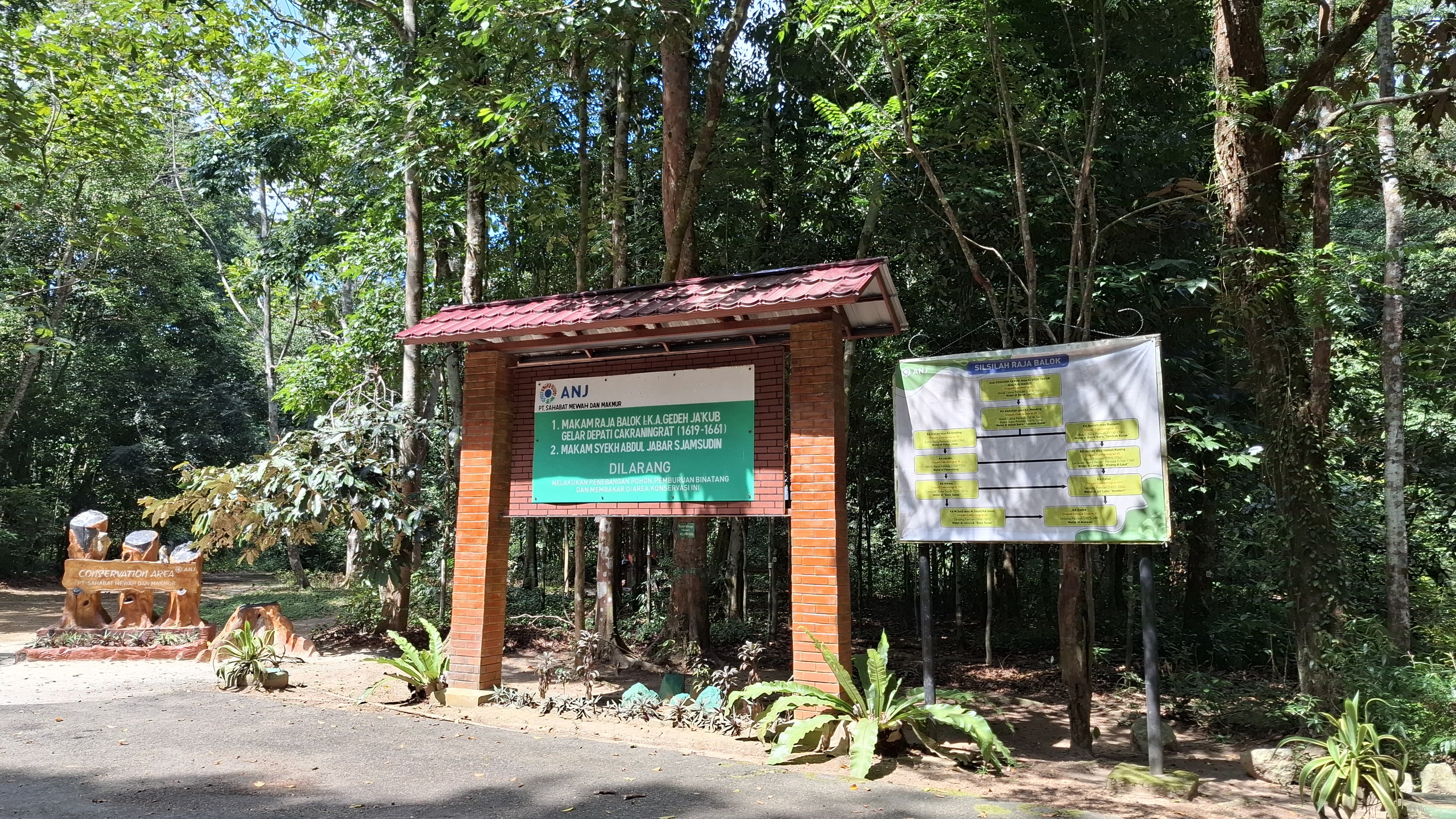 Kawasan situs Makam Balok, di area konservasi ANJ, Belitung Timur.