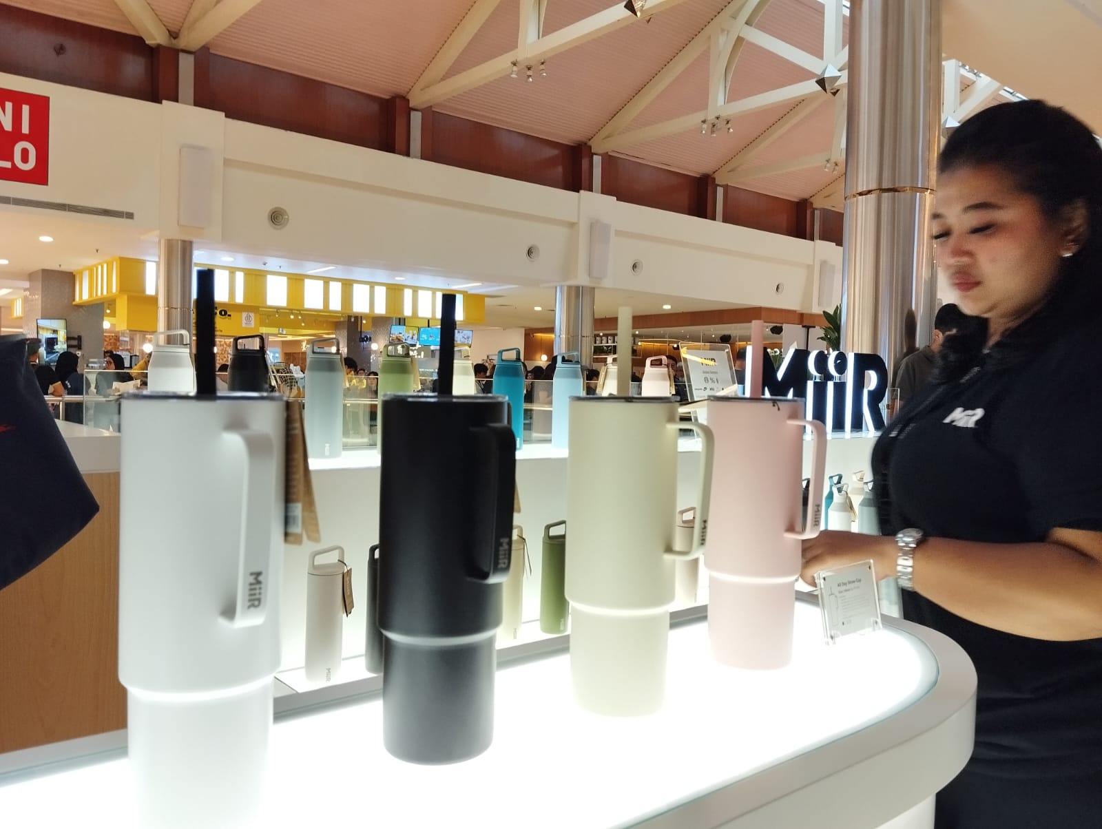 Gerai pertama Miir di Indonesia