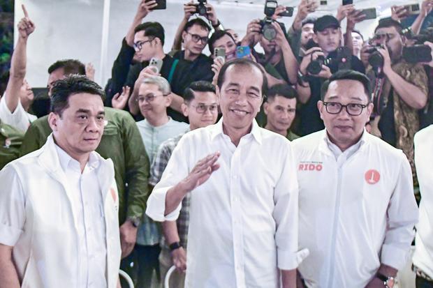 Jokowi beri dukungan kepada pasangan Ridwan Kamil-Suswono