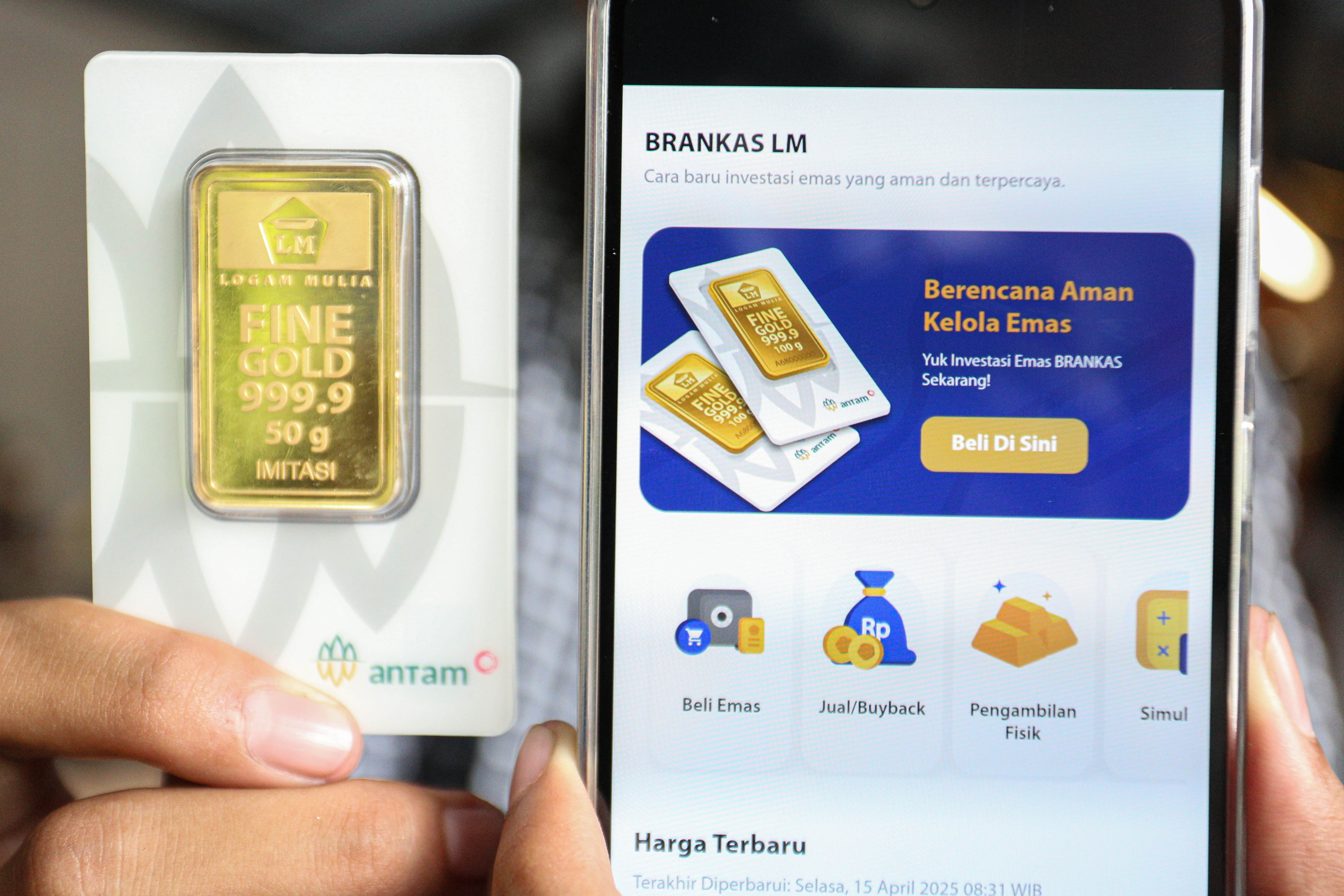 Sempat berada di harga tertinggi, harga emas terpantau stagnan