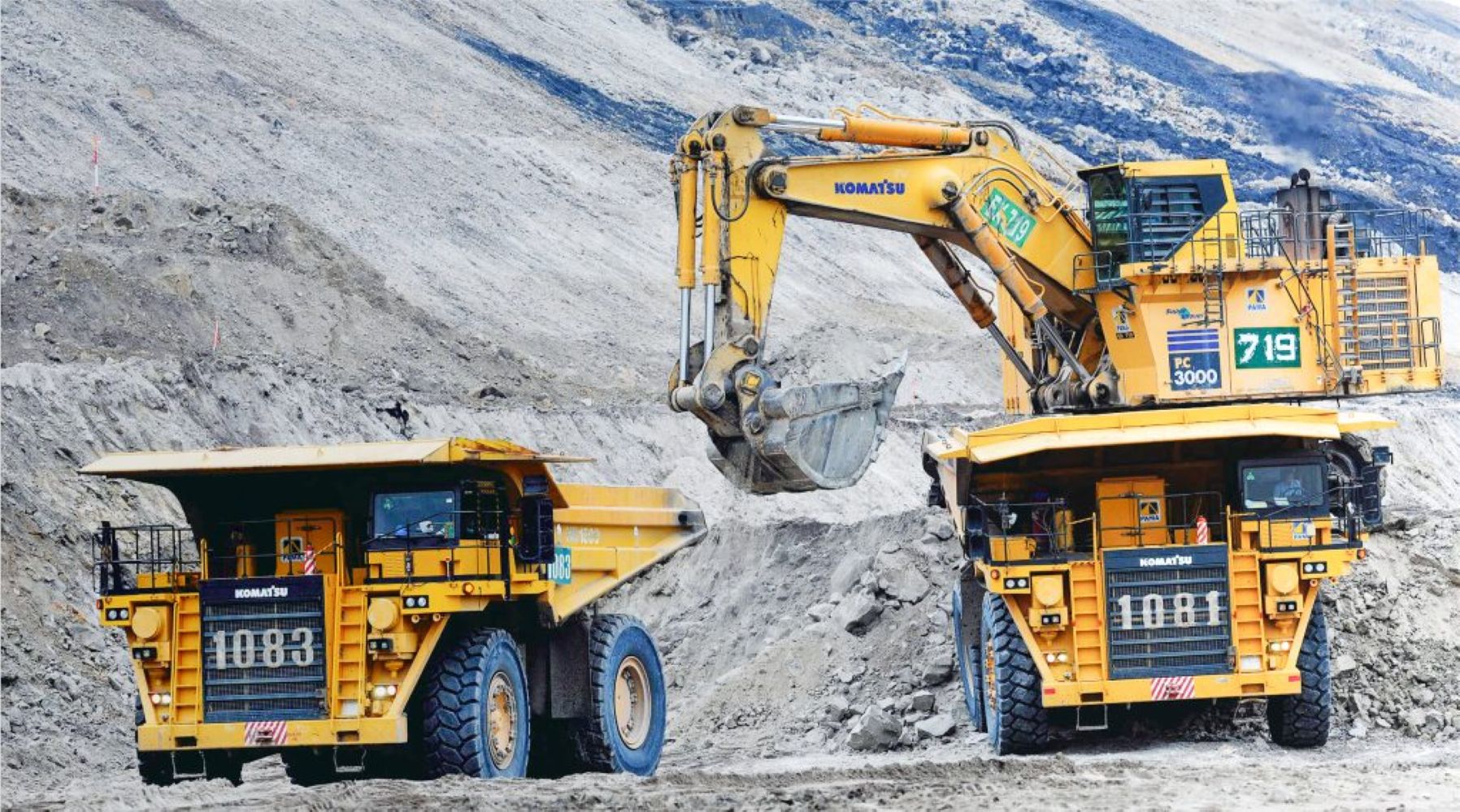 Alat berat United Tractors (UNTR)