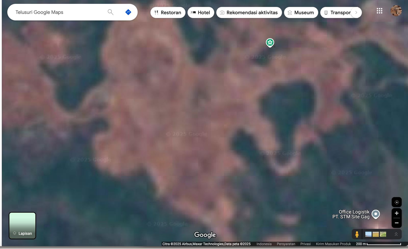 Citra_Satelit_di_Pulau_GAG_versi_Google_Maps_yang_tampak_buram-2025_06_12-15_56_20_1b4649e1f7098988318247564ff02c87